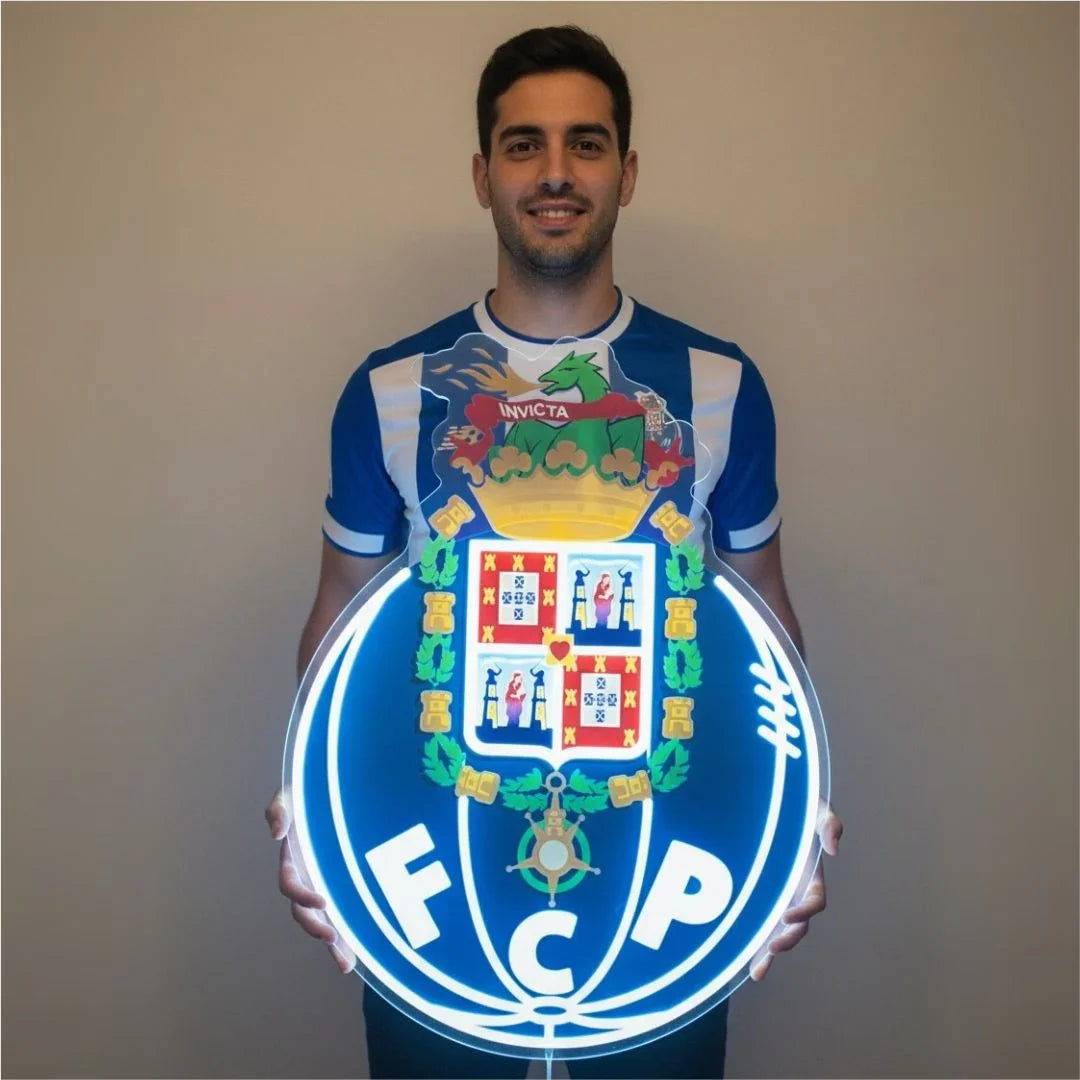 FC Porto Club Emblem LED Neon Sign – Official Licensed Fan Decoration
