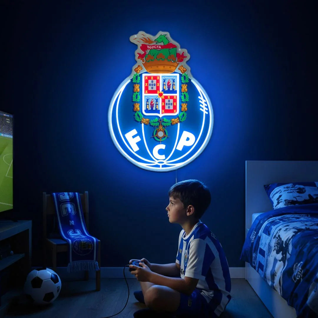 FC Porto Club Emblem LED Neon Sign – 3D Letters & Seamless Faux Neon