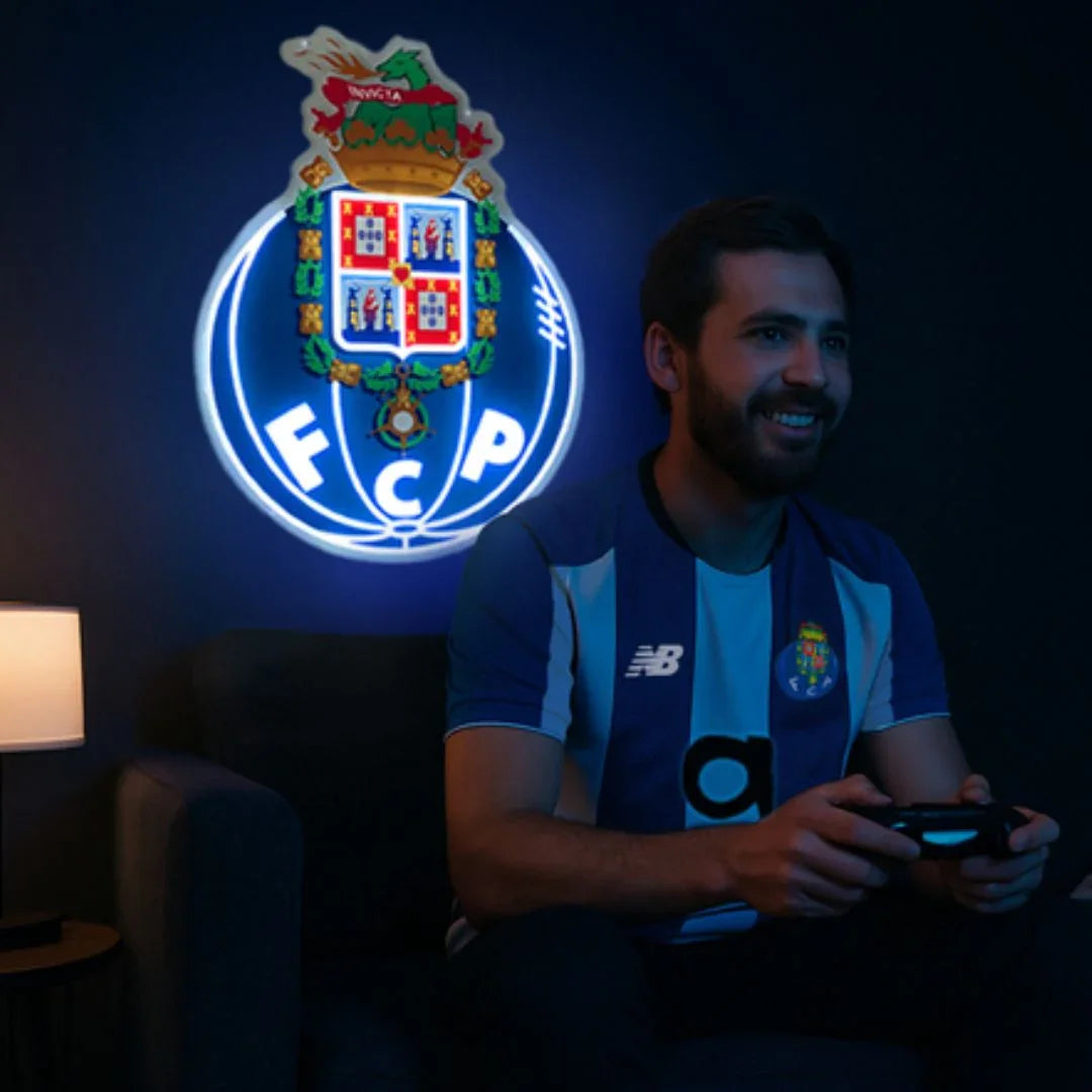 FC Porto Club Emblem LED Neon Sign – 3D Letters & Seamless Faux Neon