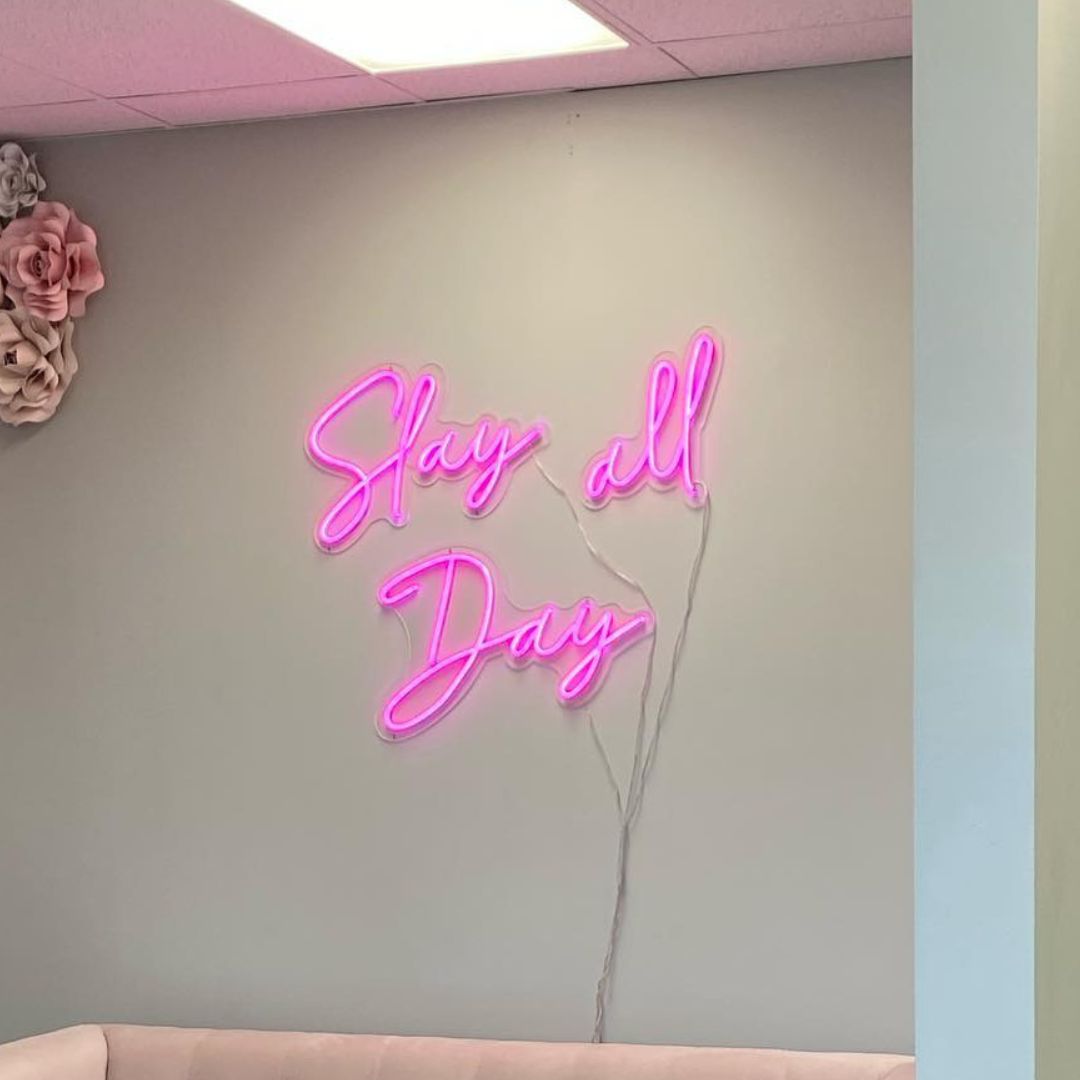Pink neon sign - Neonific
