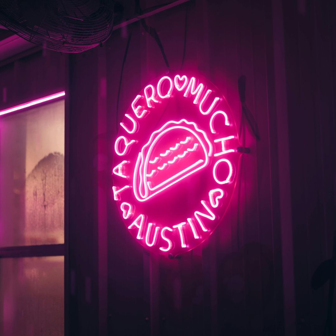 Pink neon sign - Neonific