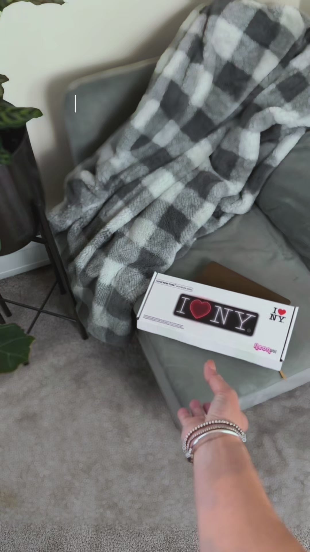 I LOVE NEW YORK® LED Neon Sign (12" * 4.7")